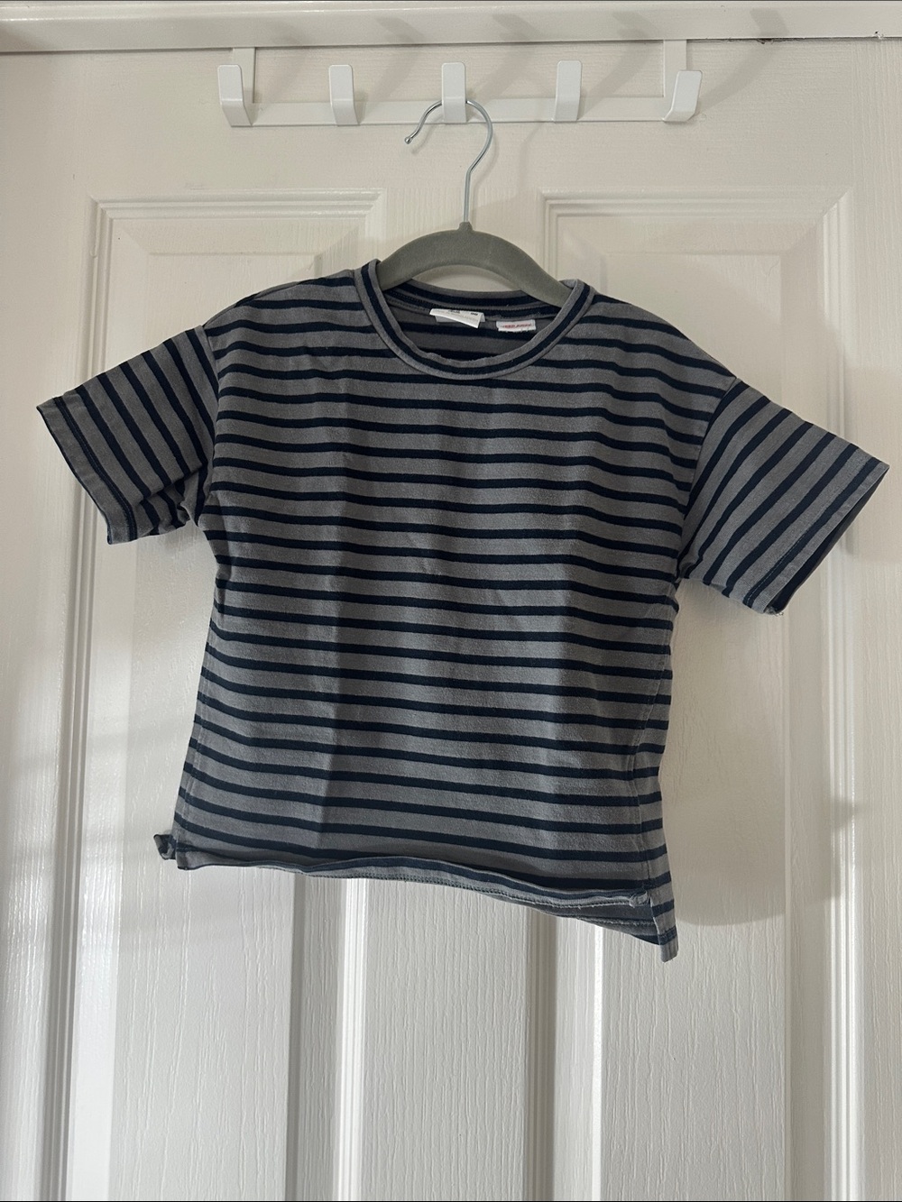 Zara Kids Striped Short-Sleeve Tee in Gray and Black